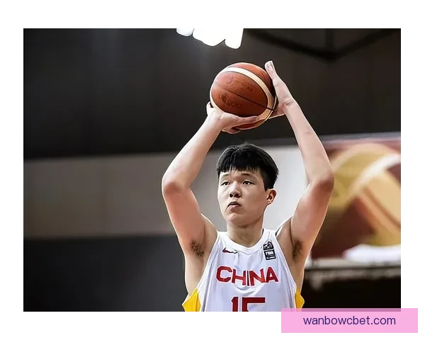 杨瀚森6分4篮板遭恶意抱摔裁判判罚引球迷狂嘘 杨瀚森6分4篮板遭恶意抱摔裁判判罚引球迷狂嘘
